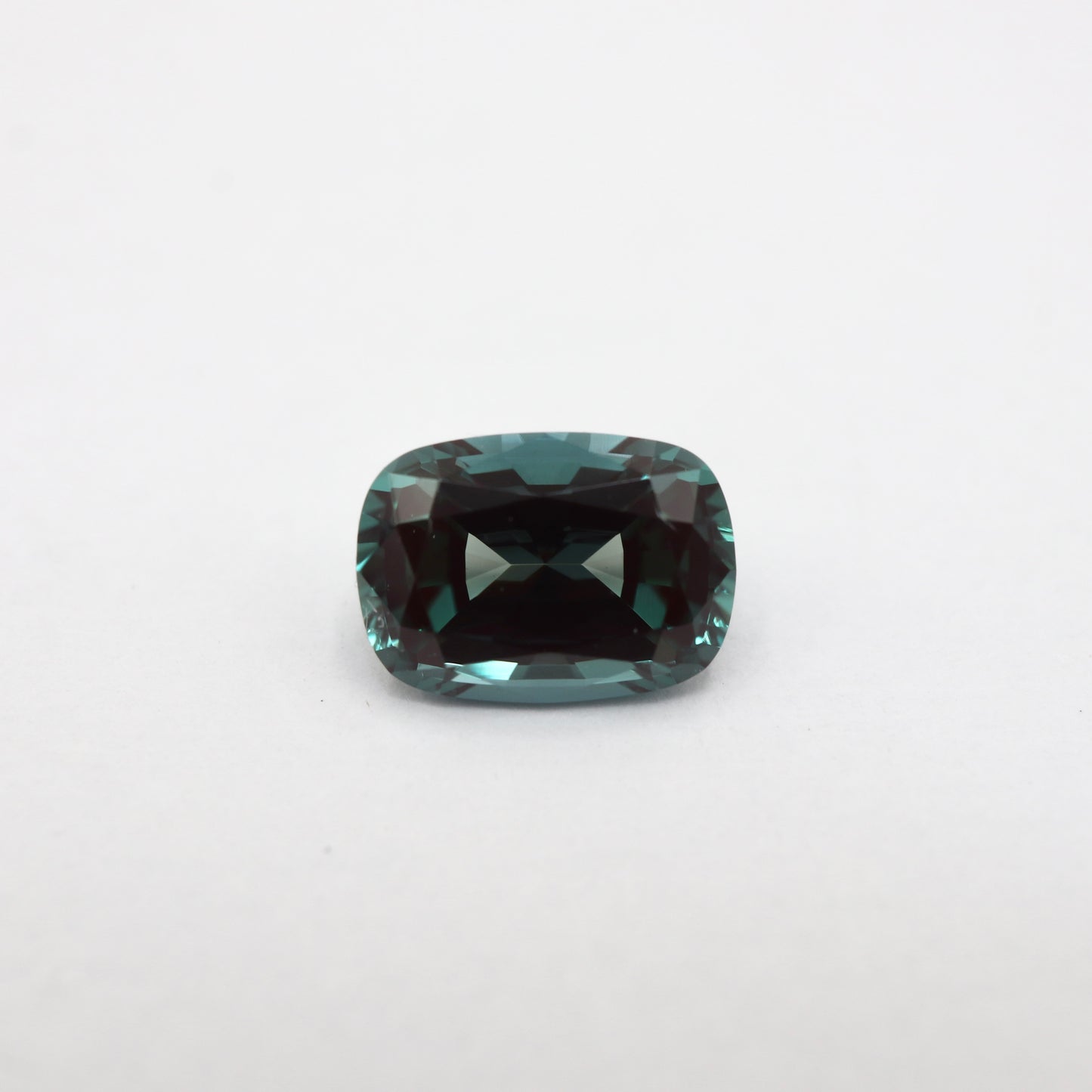 【シンセティックアレキサンドライト1.07ct】【K057】