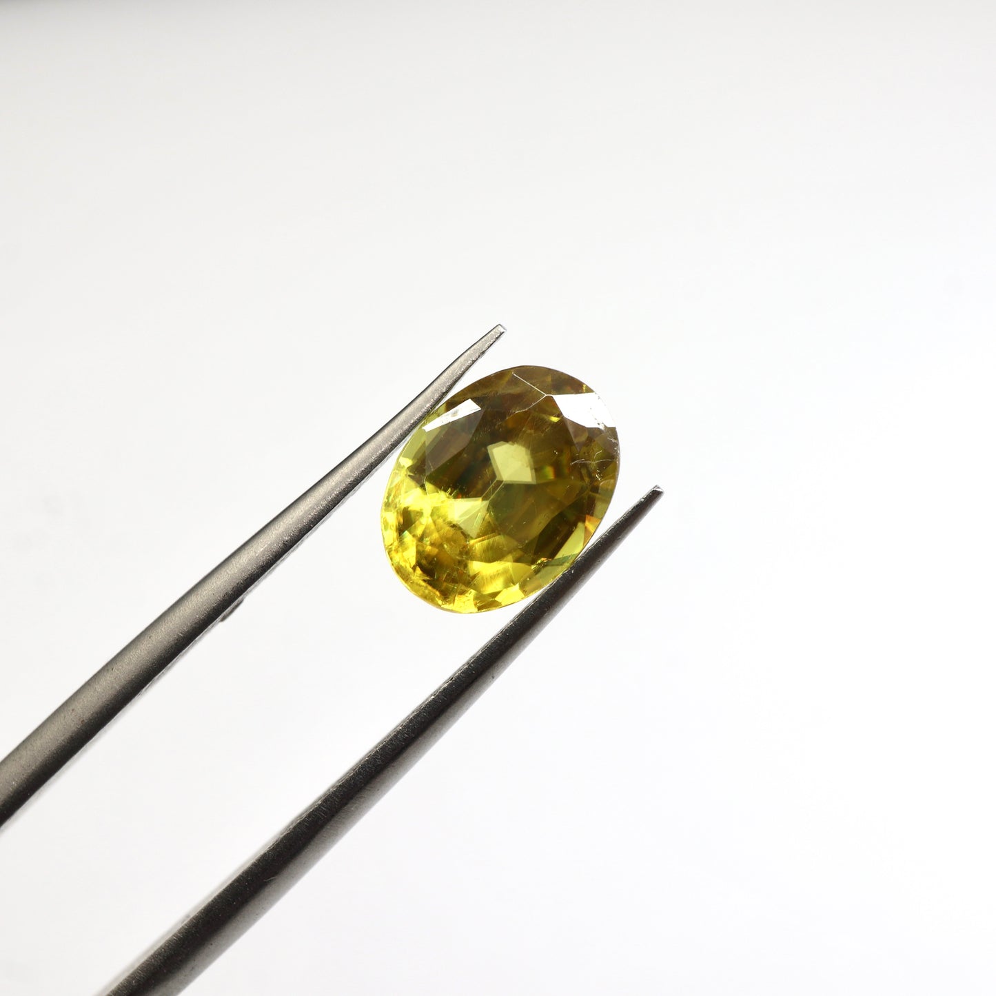 【天然スフェーン2.221ct】【P120】