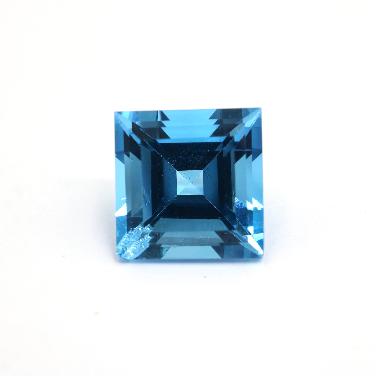 【天然ブルートパーズ12.182ct】【P084】