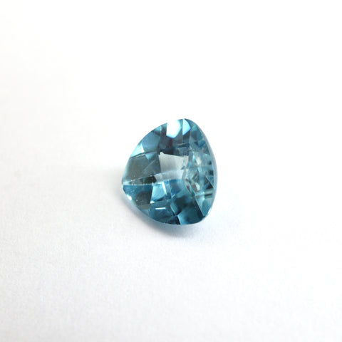 【天然ブルージルコン1.945ct】【Q024】
