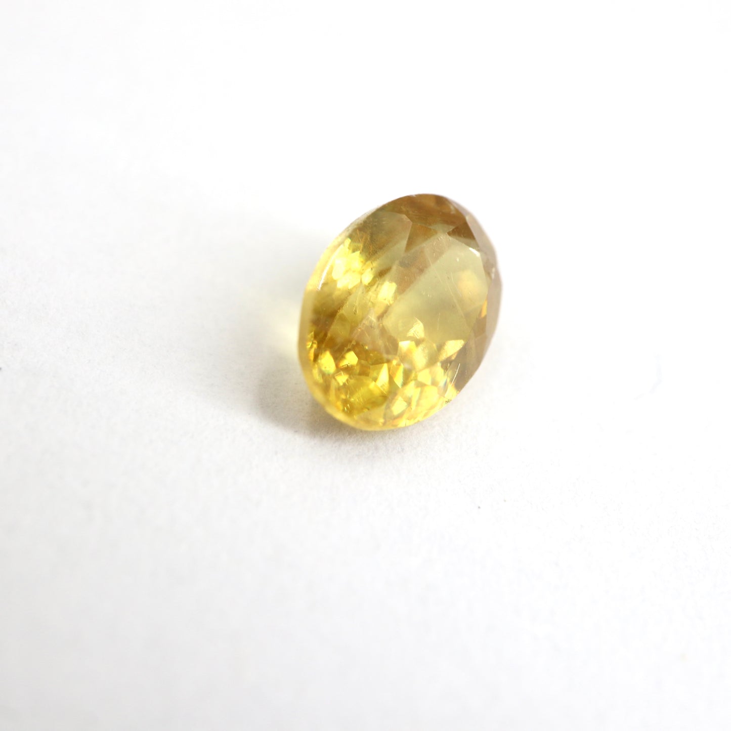 【スフェーン0.99ct】【O053】