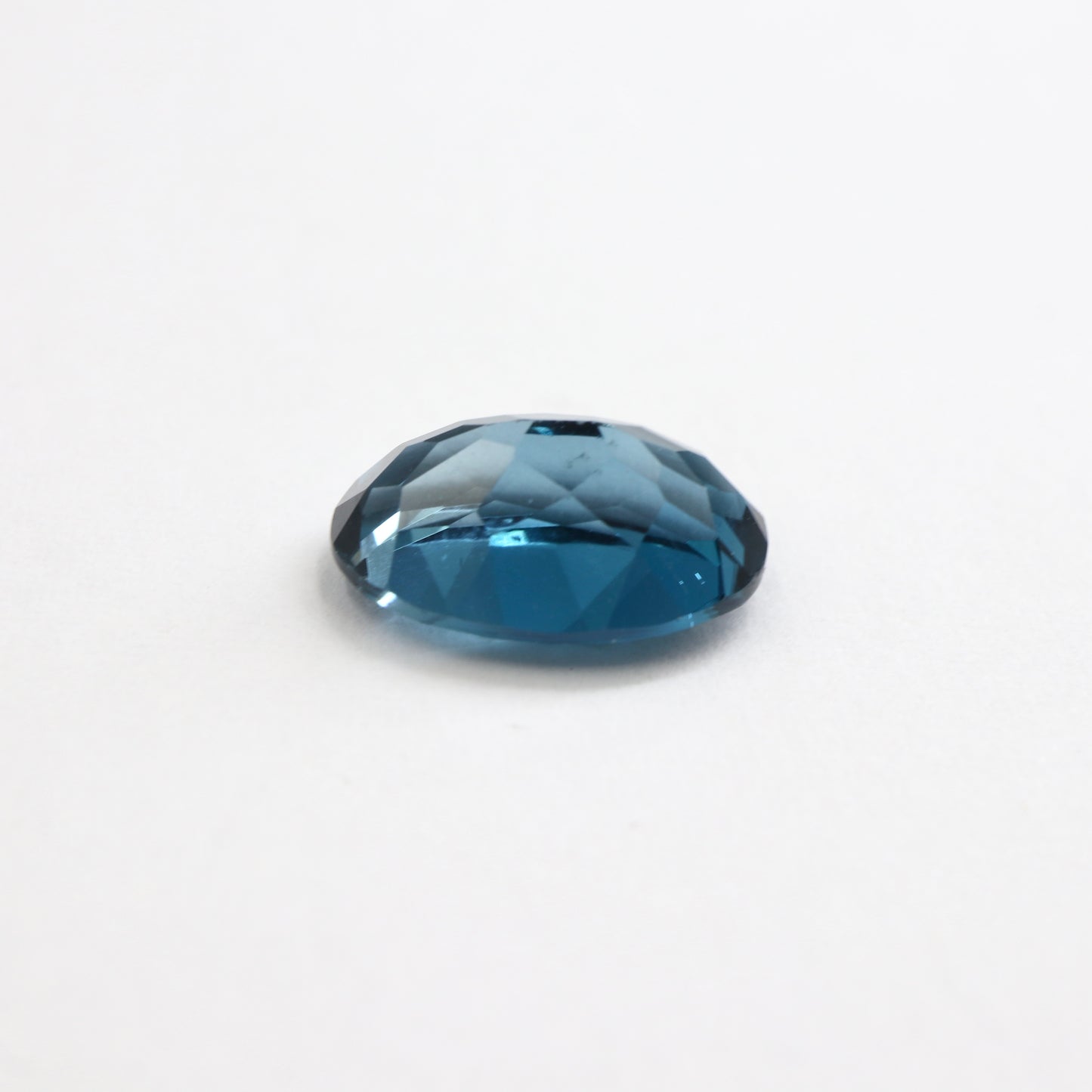 【ブルートパーズ4.28ct】【M022】