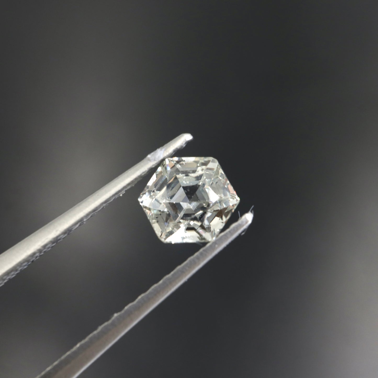 【天然サファイア0.785ct】【O092】