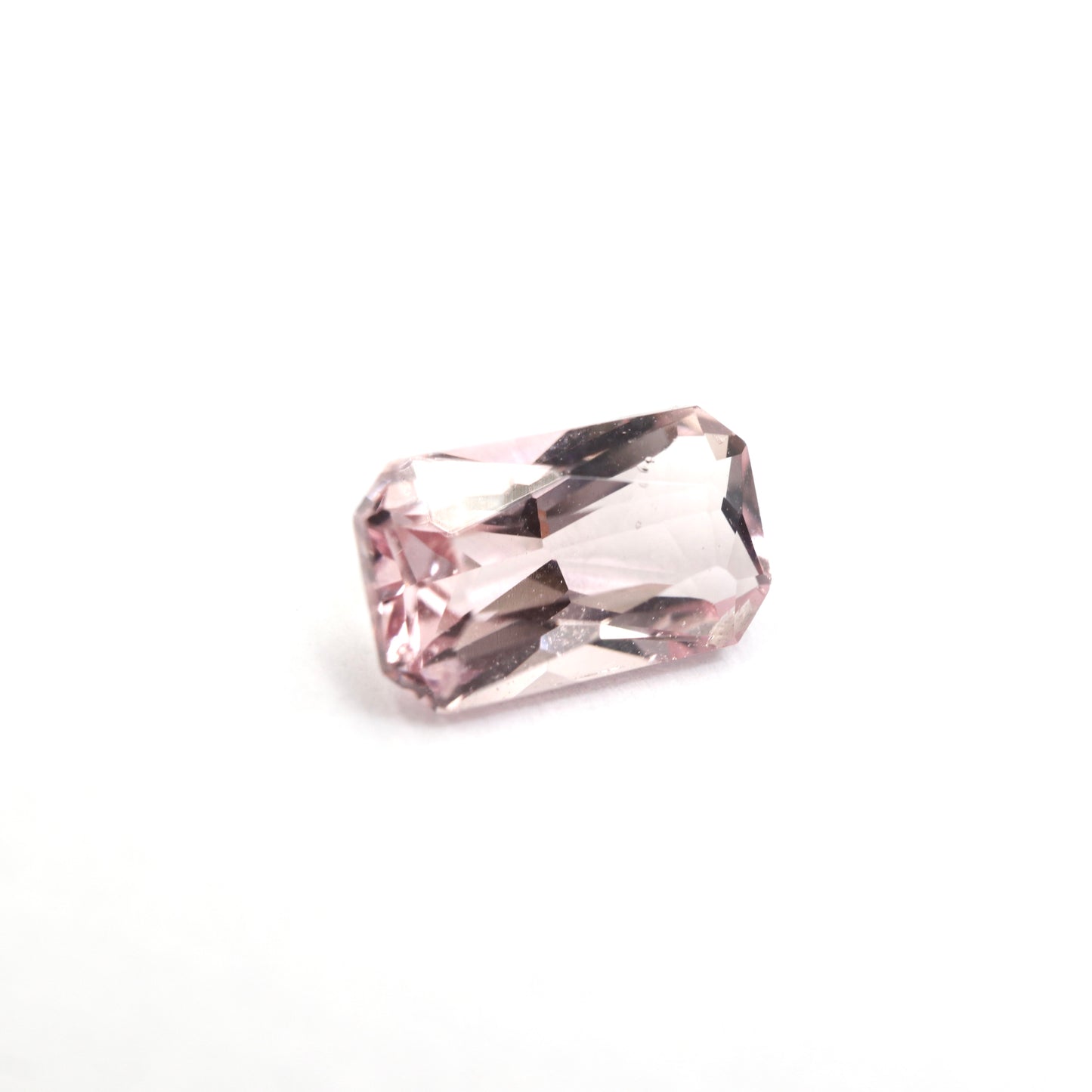 【モルガナイト0.87ct】【N022】