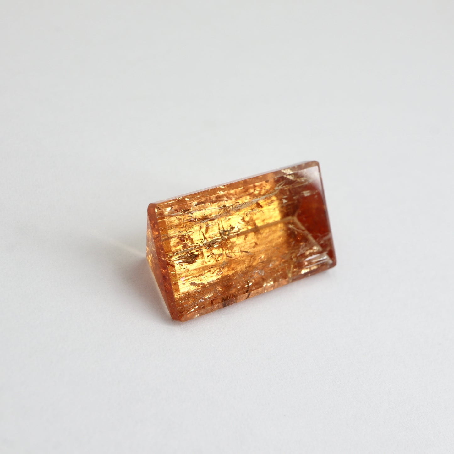 【インペリアルトパーズ15.96ct】【M075】
