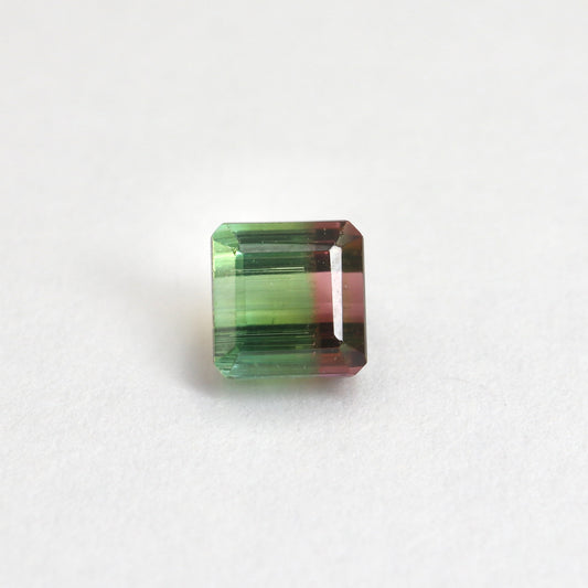 【パーティカラートルマリン0.98ct】【E012】