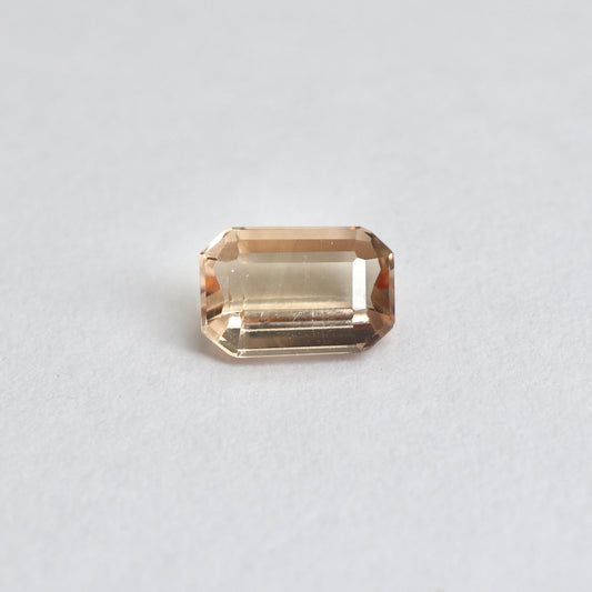 【インペリアルトパーズ0.72ct】【E047】