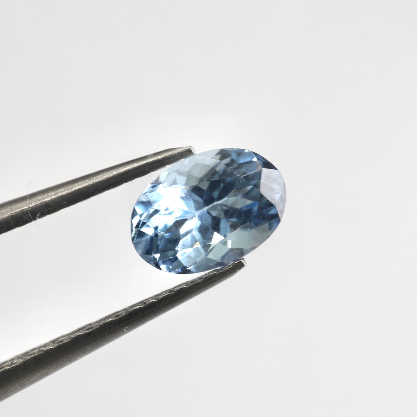 【アクアマリン0.69ct】【F015】
