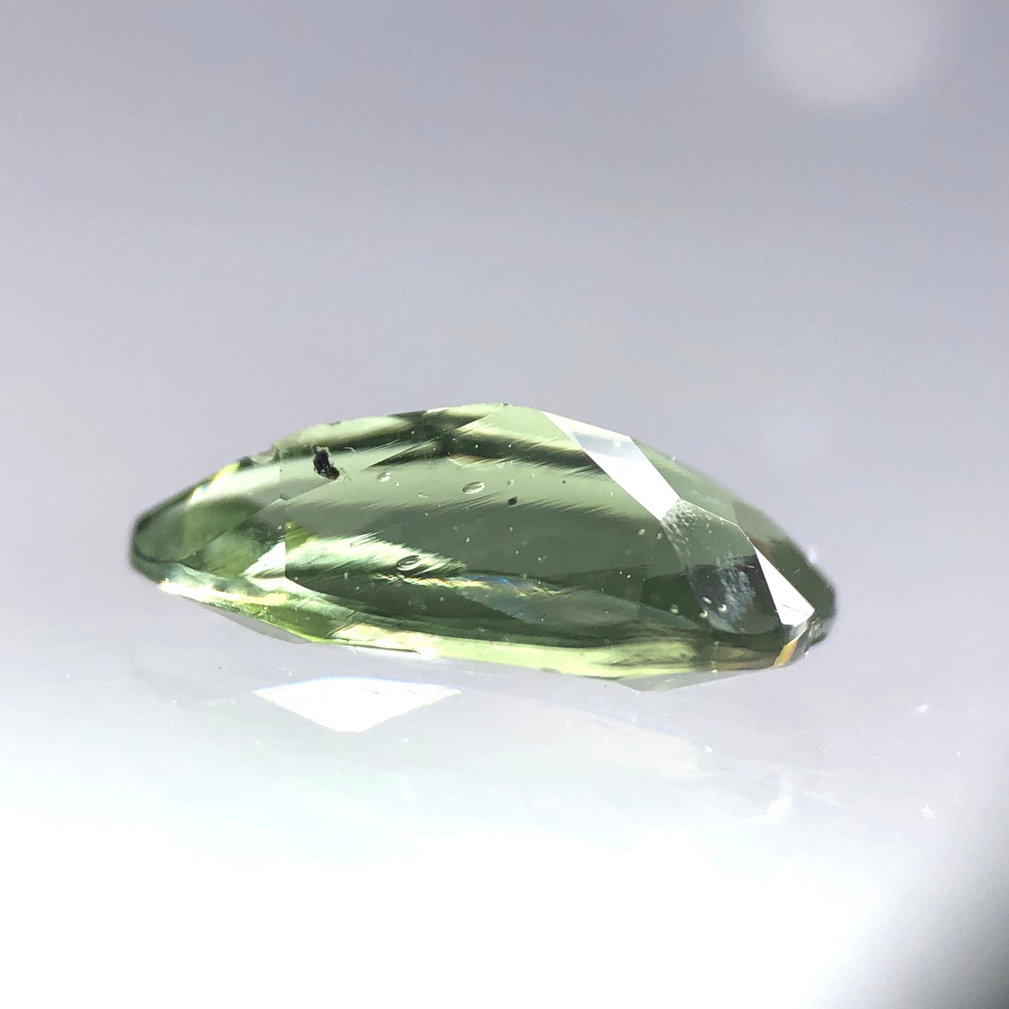 【モルダバイト 0.47ct】ソーティングなし【A035】