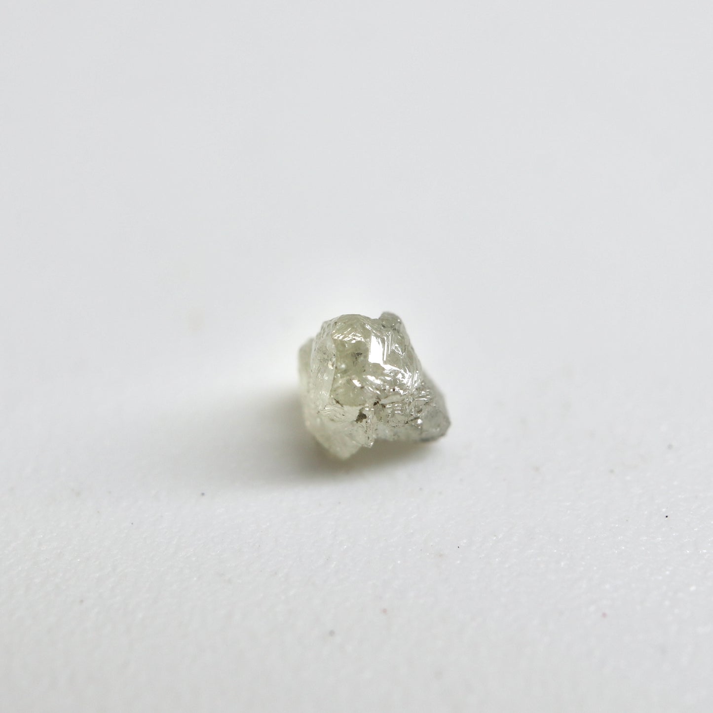 【ダイヤモンド0.09ct】【C045】