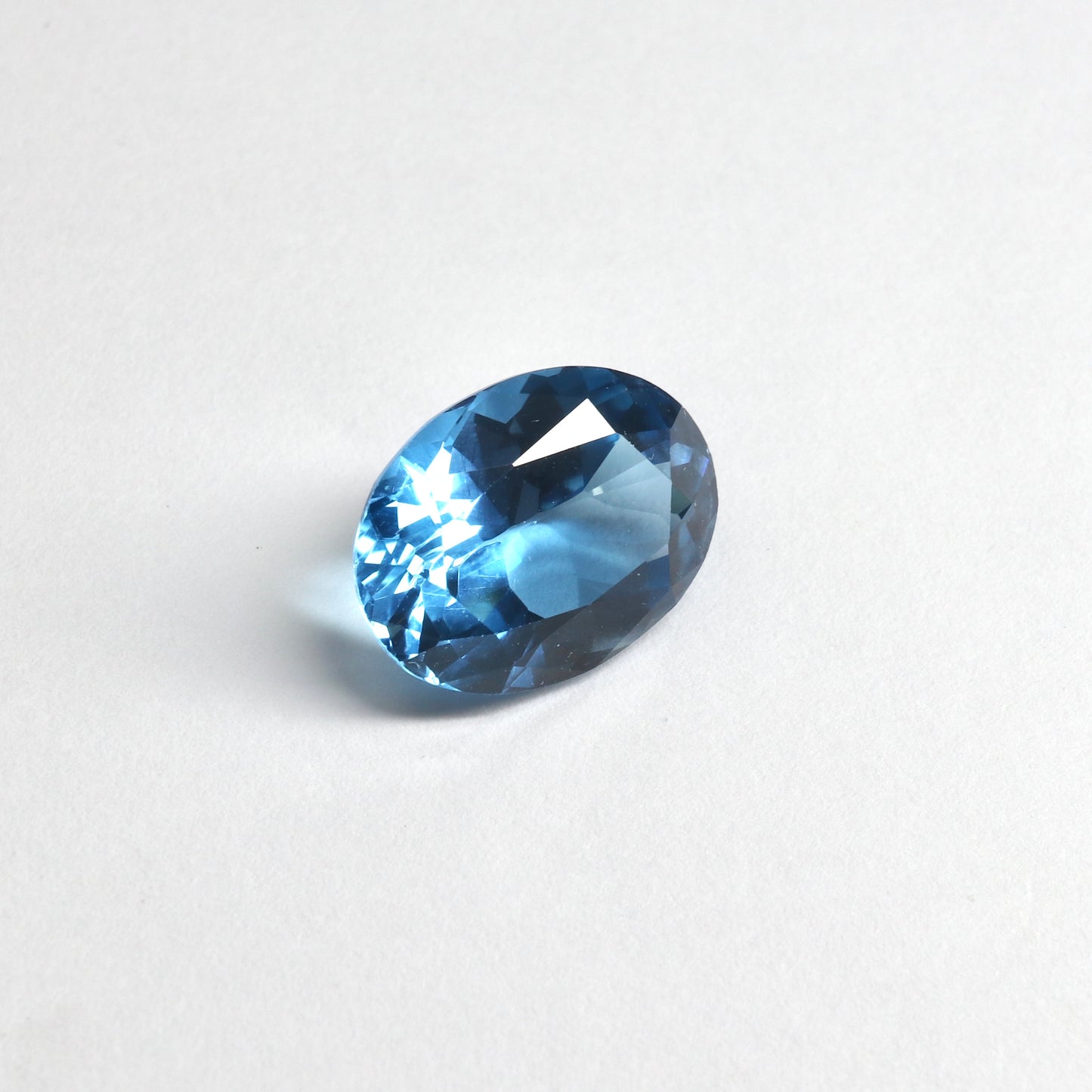 【ブルートパーズ11.66ct】【C092】