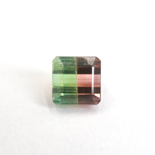 【パーティーカラートルマリン0.99ct】【D018】