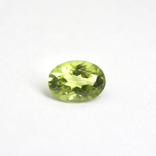 【ペリドット0.852ct】【D001】