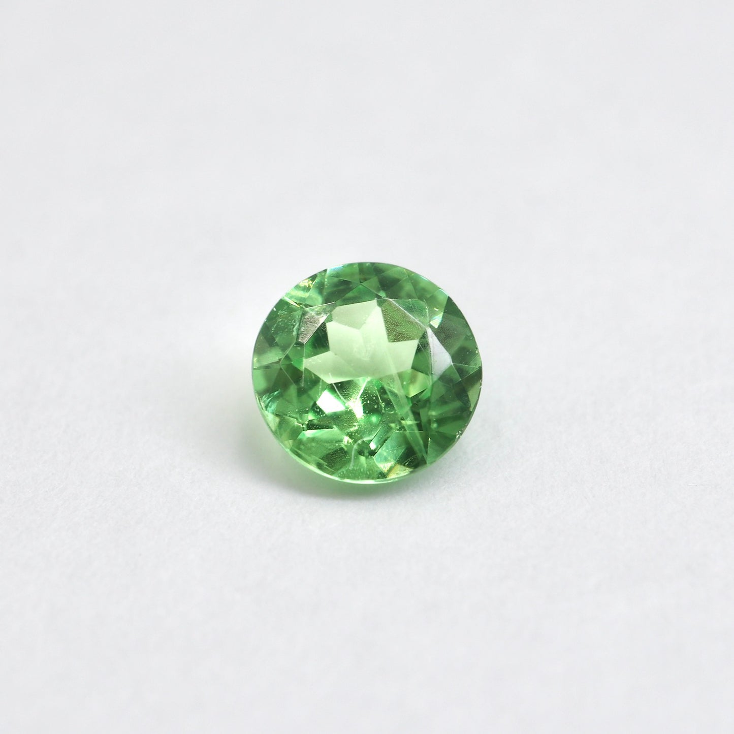 【グロッシュラーガーネット0.647ct】【D014】