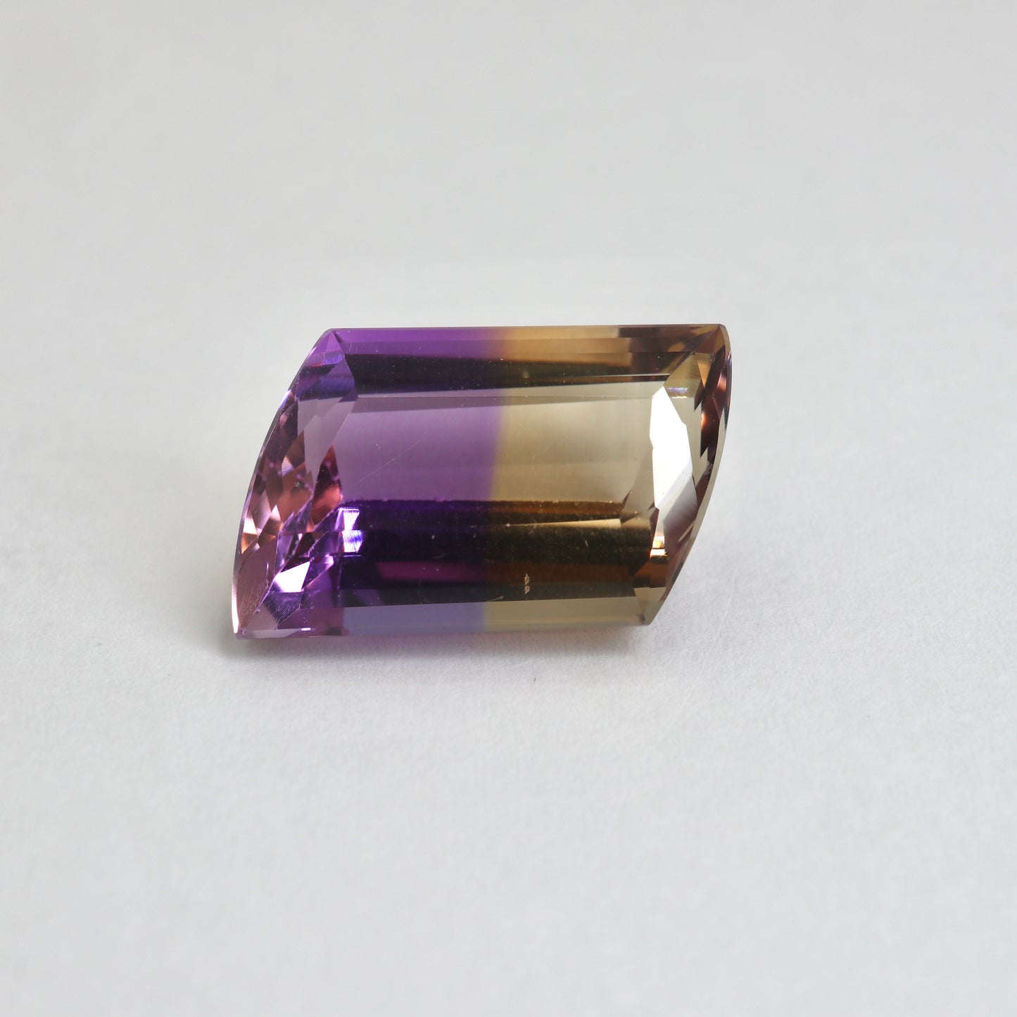 【アメトリン12.28ct】【D060】